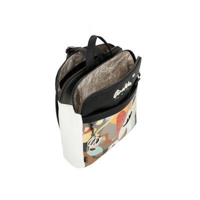 Mochila de pele sintética colorida com padrão abstrato e fechos de correr