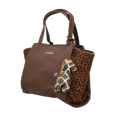 Mala castanha com laterais animal print e pendente girafa