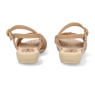 Sandálias bege femininas com tiras ajustáveis e sola almofadada