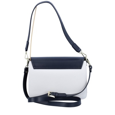 Mala de ombro azul escuro e branco com duas alças e fecho de aba.