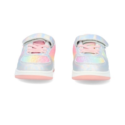 Sapatilhas infantis coloridas com velcro em fundo branco