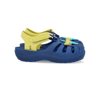 Sandálias infantis azuis e amarelas em plástico com decoração colorida