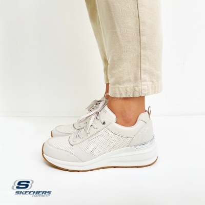 Sapatilhas desportivas bege claro Skechers com sola branca e castanha