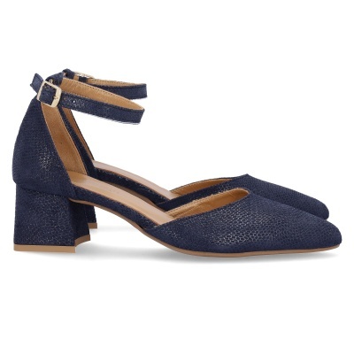 Sapatos azul escuro com salto médio e tira no tornozelo