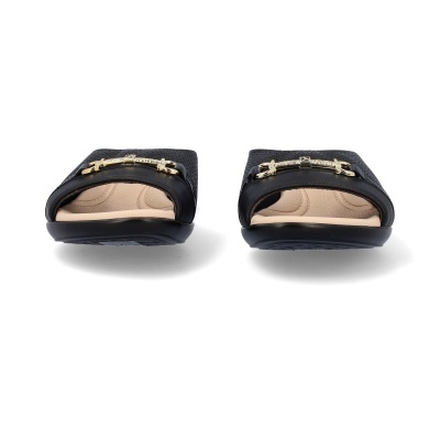 Chinelos de dedo pretos com ornamentos dourados e interior bege acolchoado