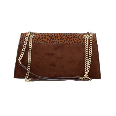Mala de senhora castanha com padrão animal print e alça de corrente dourada