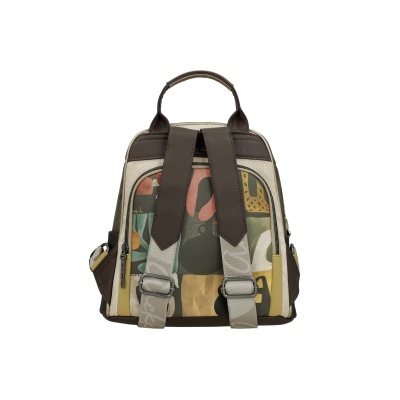 Mochila pequena com padrão abstrato e alças castanhas