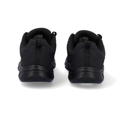 Par de sapatilhas desportivas pretas vista traseira