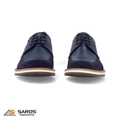 Sapatos masculinos azuis SAROS vistos de frente