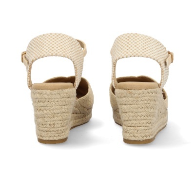 Sandálias com salto anabela e parte superior em tecido bege quadriculado