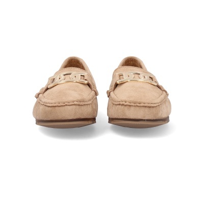 Mocassins de camurça bege com detalhe metálico