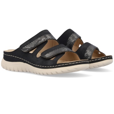 Chinelos pretos com tiras cinza em padrão pele de cobra e sola branca