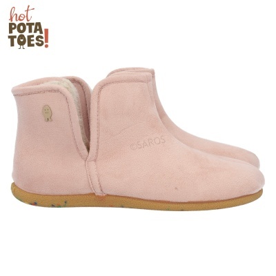 Pantufas rosas tipo botim com sola castanha e interior macio
