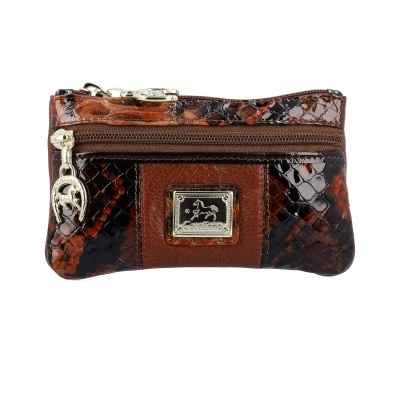 Carteira pequena castanha com padrão pele de cobra e detalhes metálicos com a marca Cavalinho