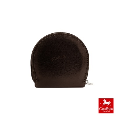 Carteira castanha escura em couro com fecho de correr