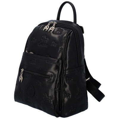 Mochila preta em material sintético com padrões em relevo e zíperes prateados