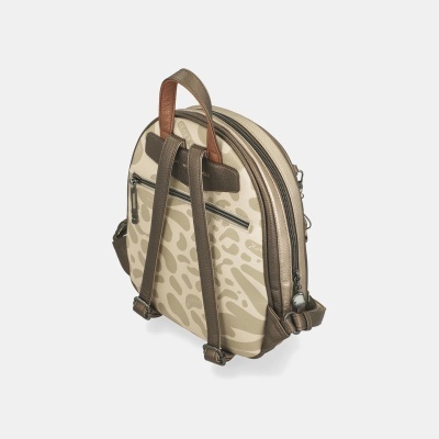 Mochila pequena bege e castanha com padrão animal print e alças castanhas