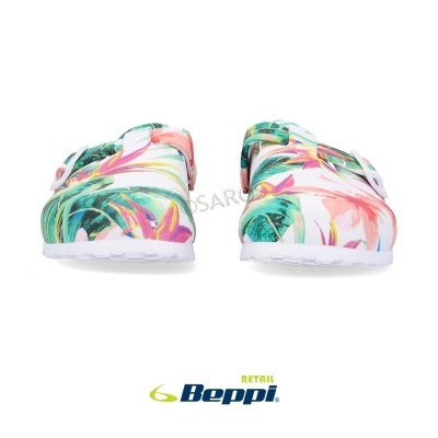 Chinelos florais multicoloridos com solas brancas e fivelas laterais