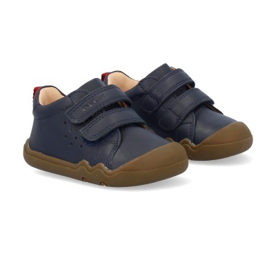 Sapatilhas infantis azuis com sola e biqueira castanha e fecho de velcro