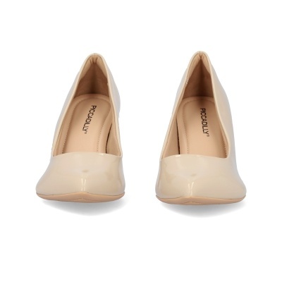 Sapatos femininos de salto alto verniz bege com marca PICCADILLY na palmilha