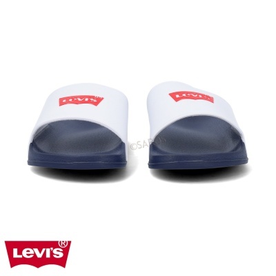 Chinelos Levi's brancos e azuis com logótipo vermelho