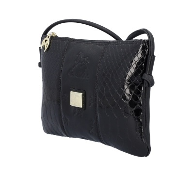 Mala de senhora preta com textura de pele de réptil e fecho dourado