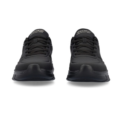 Sapatilhas negras SKECHERS BOBS lado a lado em fundo branco