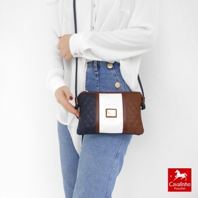 Bolsa de ombro tricolor Cavalinho em tecido matelassê