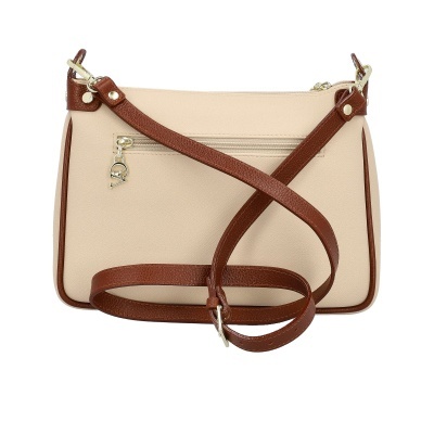 Mala tiracolo bege com alça castanha e fecho metálico