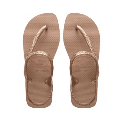 Sandálias castanhas claras havaianas com tiras finas entrelaçadas