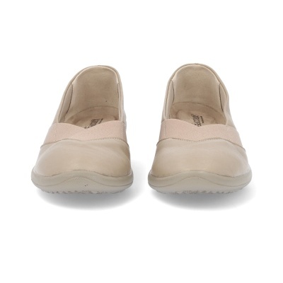 Sapatos femininos castanho claro com banda elástica nude