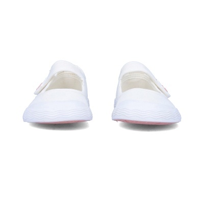 Par de sapatos brancos para criança com sola branca e detalhes rosa