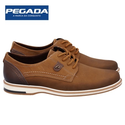 Sapatos castanhos da marca PEGADA para homem