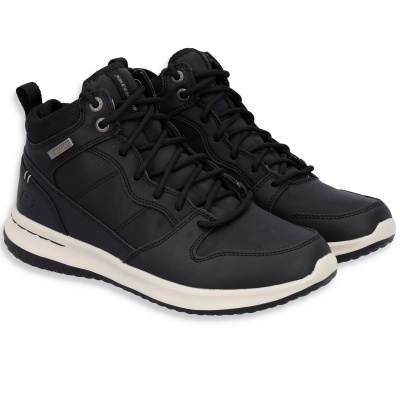 Sapatilhas pretas de cano alto com sola branca e preta