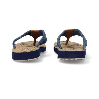 Chinelos com tiras de tecido azul e sola azul