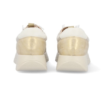 Sapatilhas femininas bege e dourado vistas de trás