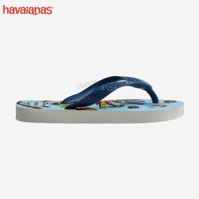 Chinelo Havaianas com base branca e tiras azuis e padrão colorido