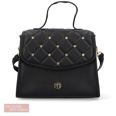 Mala preta acolchoada com tachas douradas e alça ajustável