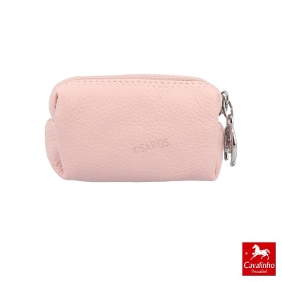 Bolsa pequena em pele rosa claro com fecho metálico