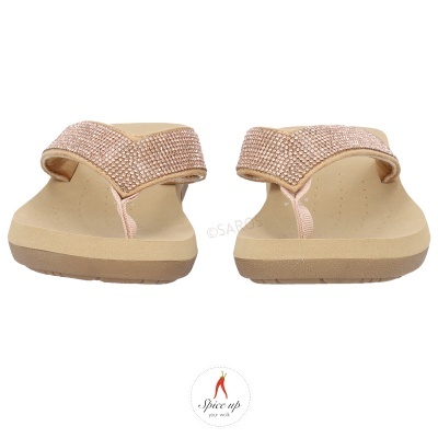 Sandálias tipo chinelo cor de rosa com brilhantes e sola beige