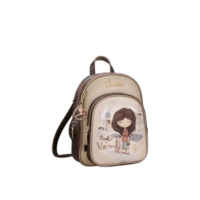 Mochila pequena castanha com desenho de menina e texto Time to bloom
