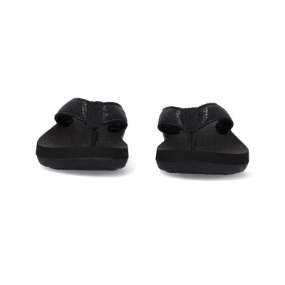 Chinelos pretos com tiras ajustáveis e sola almofadada