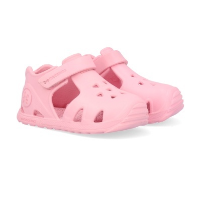 Sandálias infantis cor-de-rosa com fecho de velcro e design ventilado