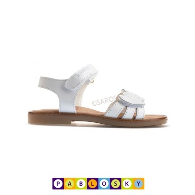Sandália infantil branca Pablosky com flor e fecho velcro