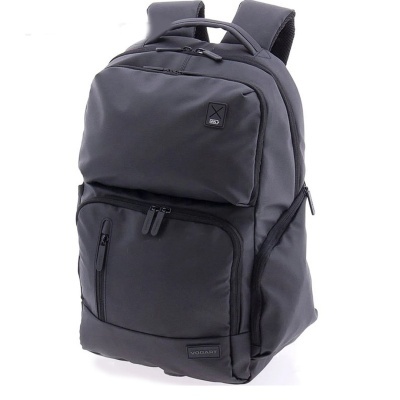 Mochila preta Vogart com múltiplos bolsos e alças acolchoadas