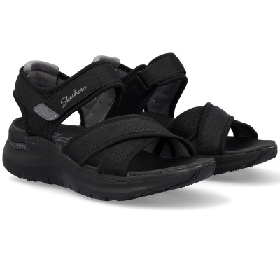 Sandálias pretas Skechers em tecido com fecho de velcro e sola grossa