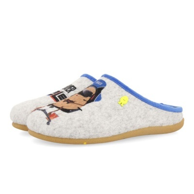 Chinelos cinzentos com bordas azuis e desenho colorido frontal.