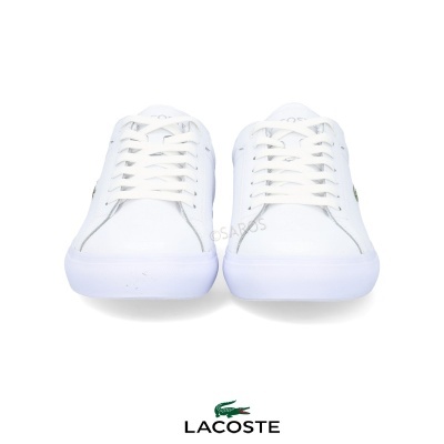 Sapatilhas brancas Lacoste com atacadores e detalhes verdes