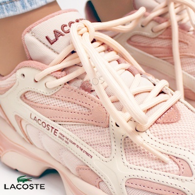 Ténis Lacoste rosa e bege com cordões e detalhes em malha e couro sintético