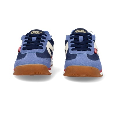 Par de ténis azuis Levi's com sola castanha e detalhes em branco e vermelho